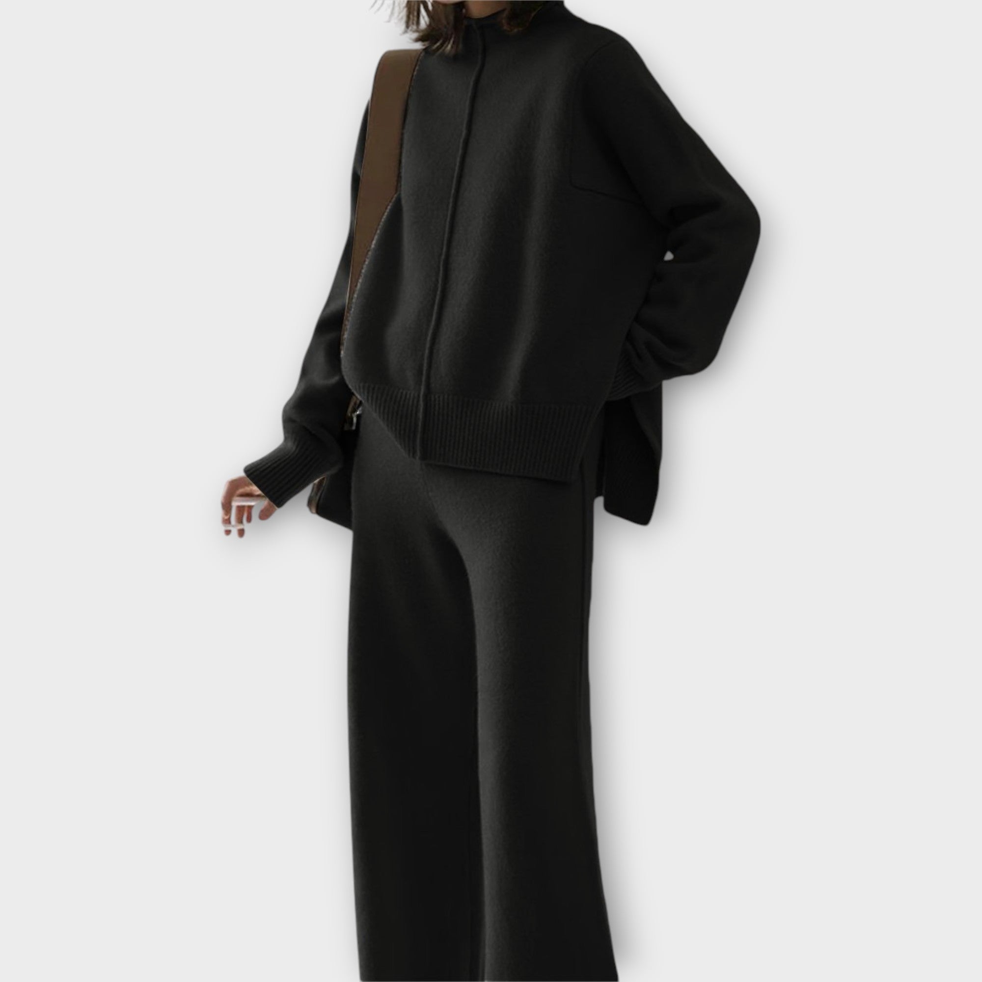 Kaia | Mūžīga eleganta un ērta komplekts
