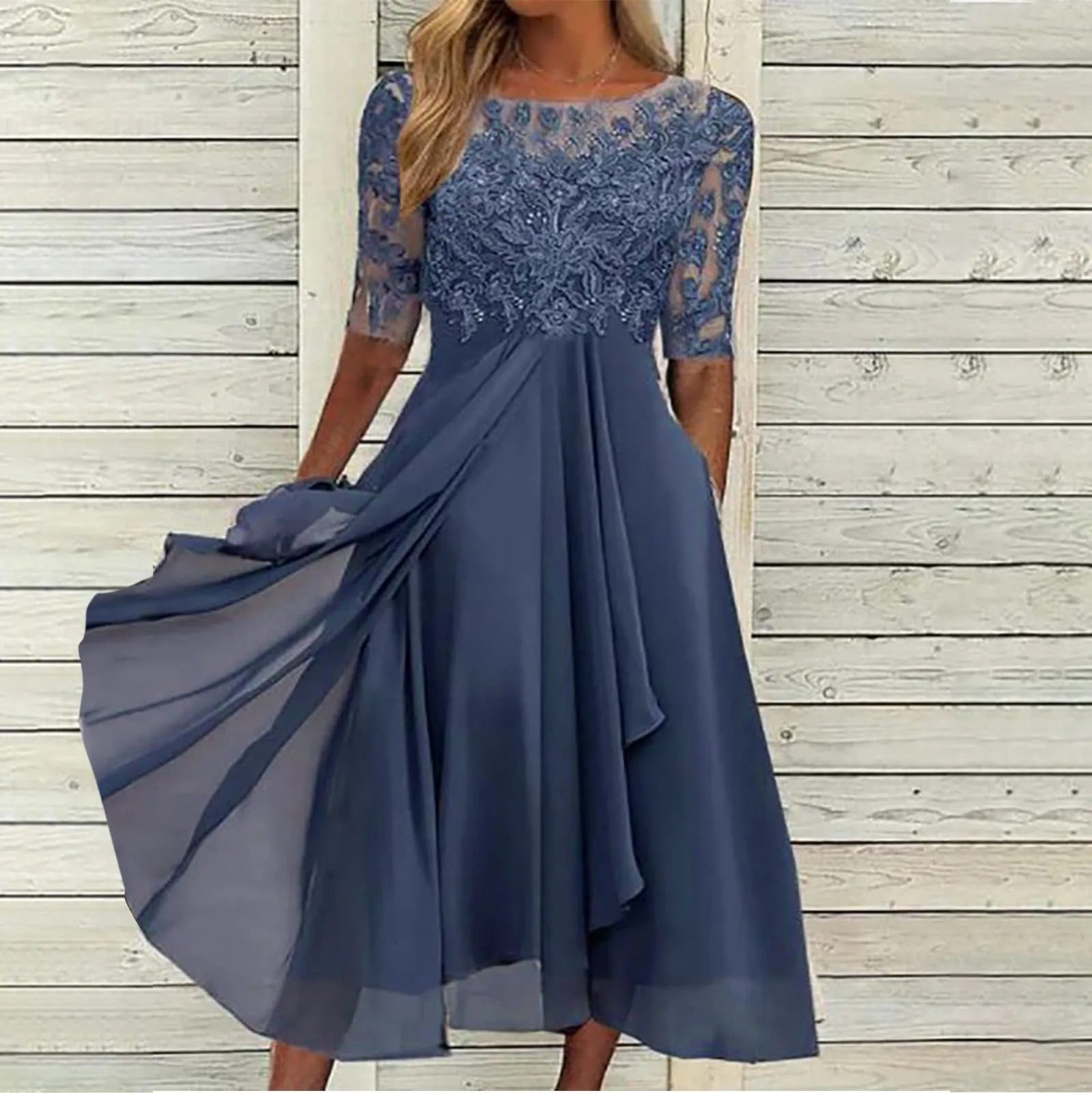 Puck | Eleganta Midi-kleita ar Mežģīnēm