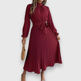 Stacey – Elegants kleita katrai izdevībai